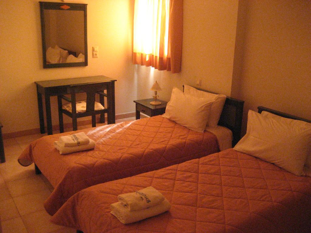 Kyveli Hotel Apartments Vrontádos Eksteriør bilde