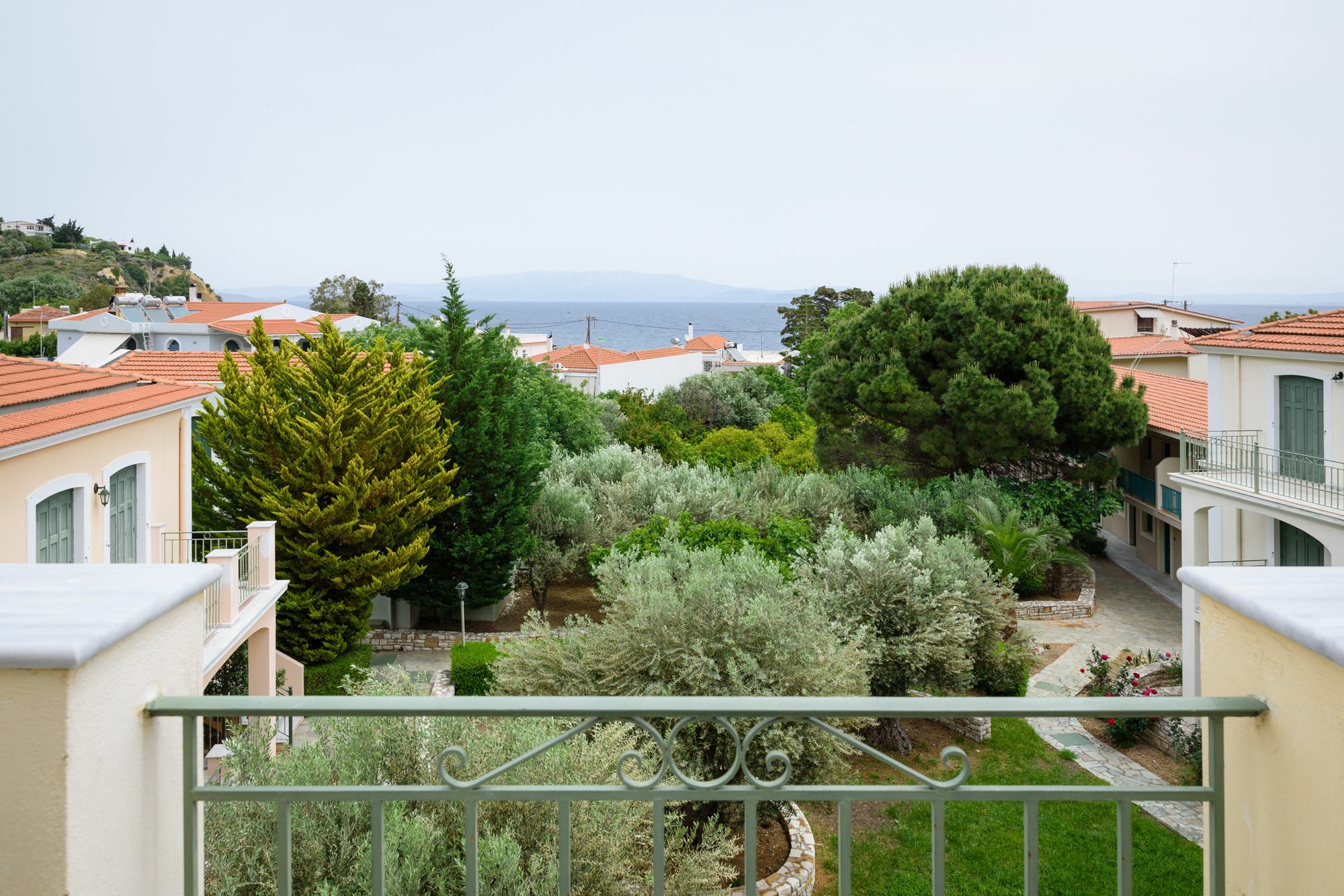 Kyveli Hotel Apartments Vrontádos Eksteriør bilde