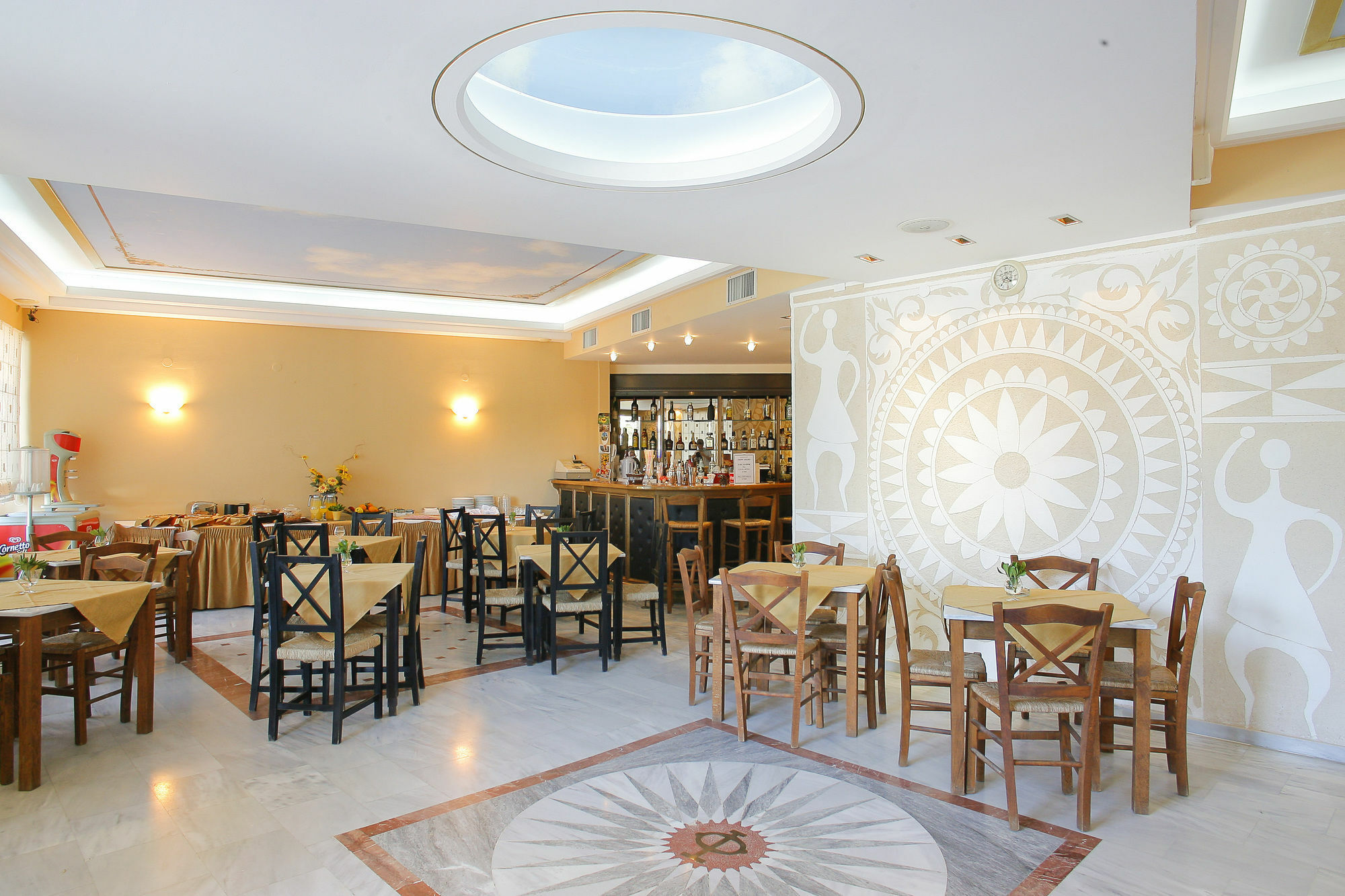 Kyveli Hotel Apartments Vrontádos Eksteriør bilde