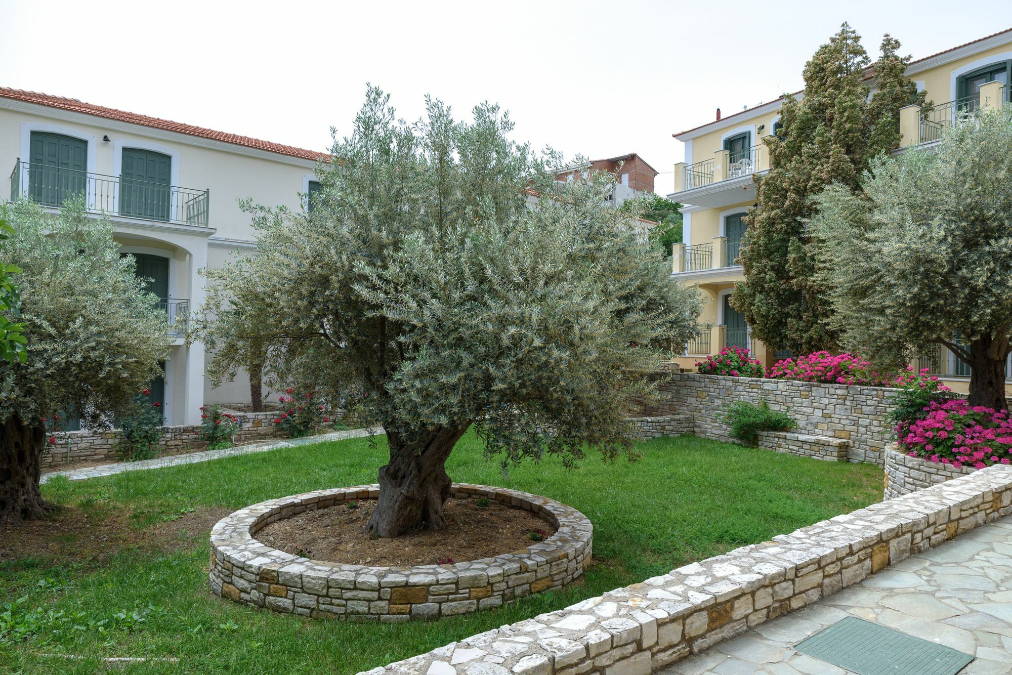 Kyveli Hotel Apartments Vrontádos Eksteriør bilde
