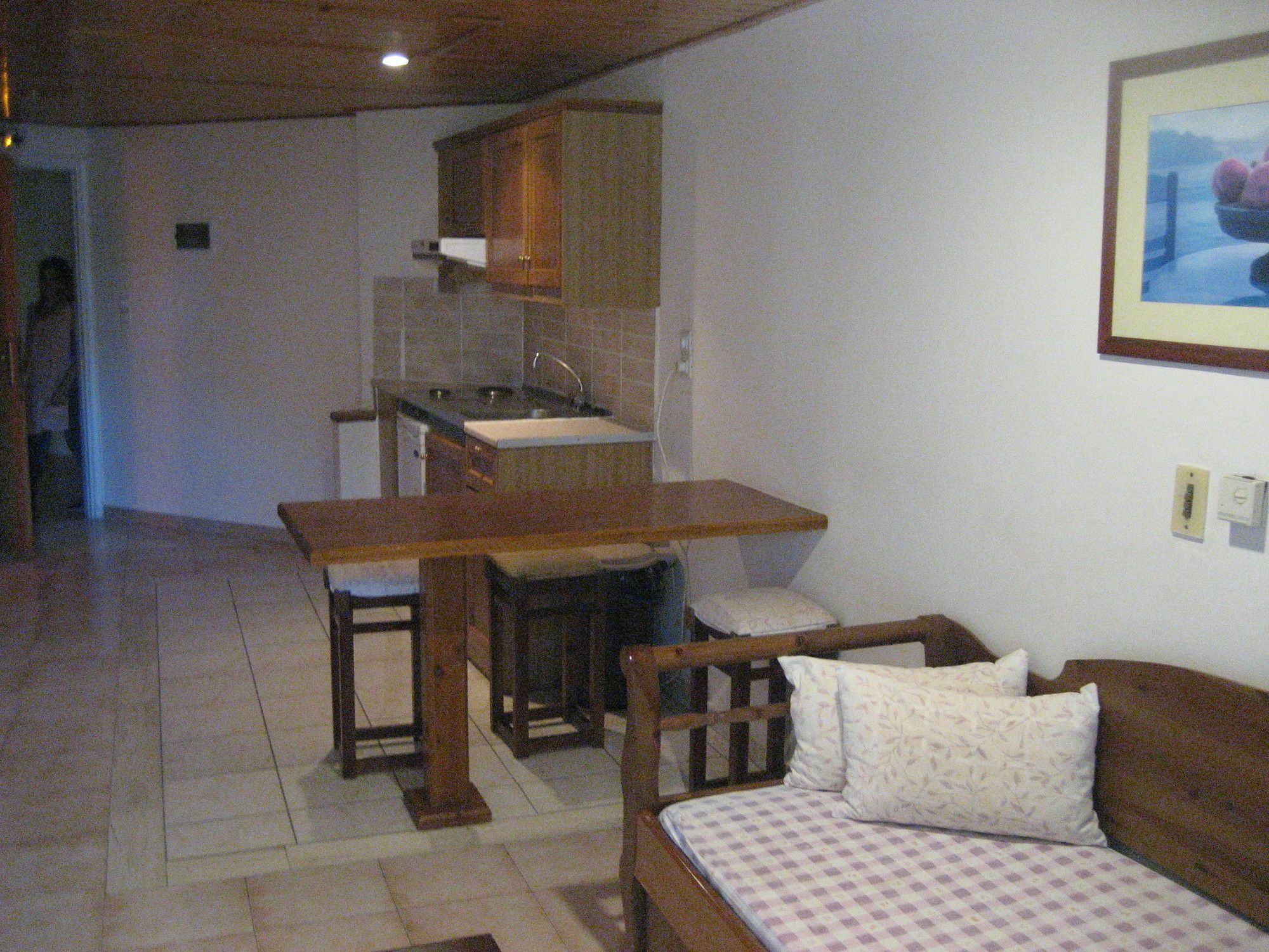 Kyveli Hotel Apartments Vrontádos Eksteriør bilde