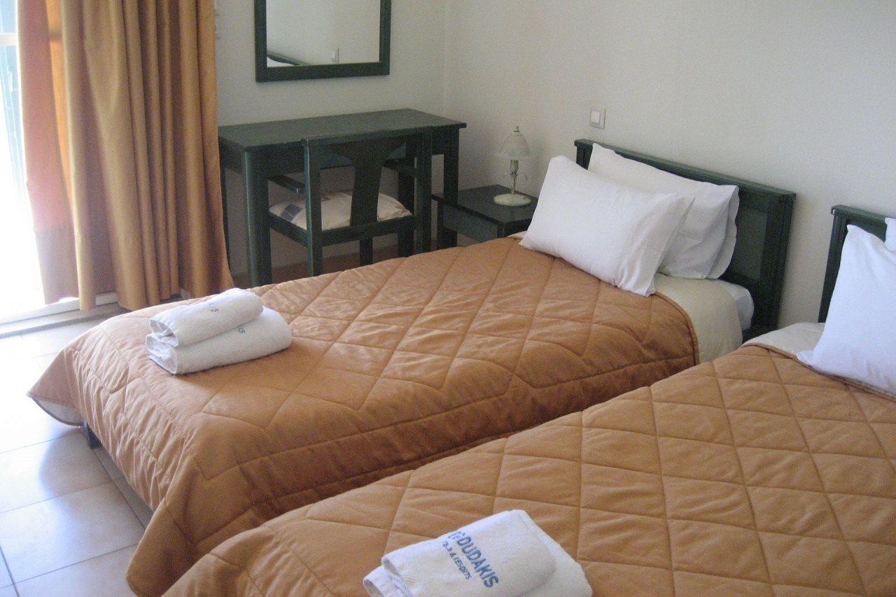 Kyveli Hotel Apartments Vrontádos Eksteriør bilde